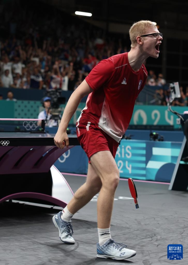 在重建與爭 在重建與爭