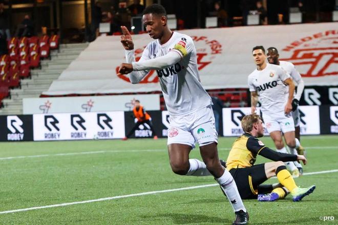 主场之利首 主场之利首